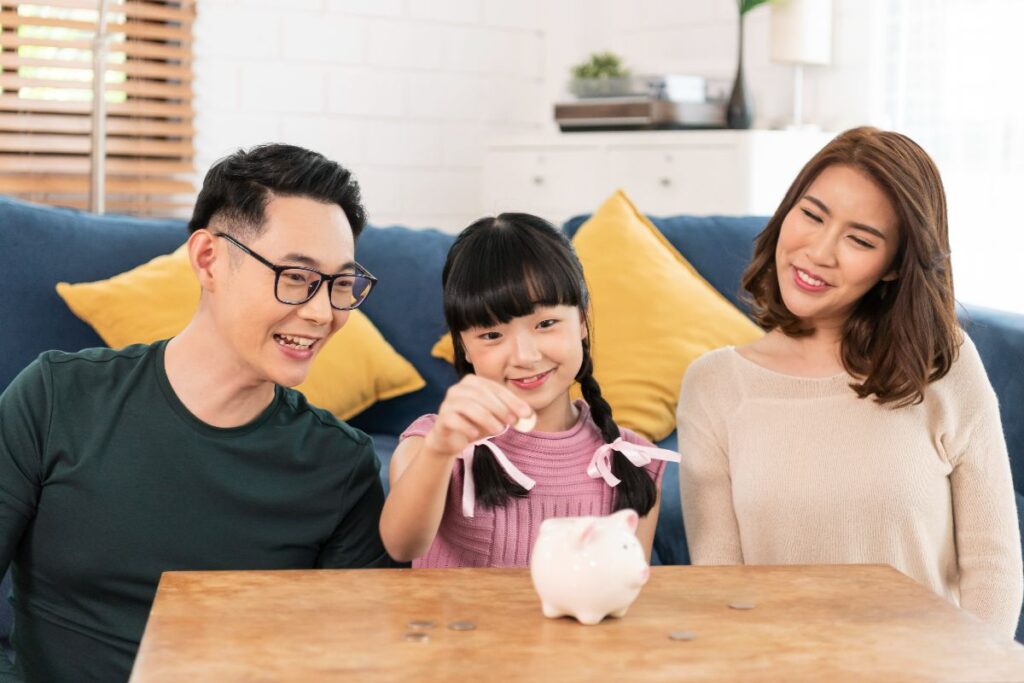 Benefits of Starting a Savings Account for Students