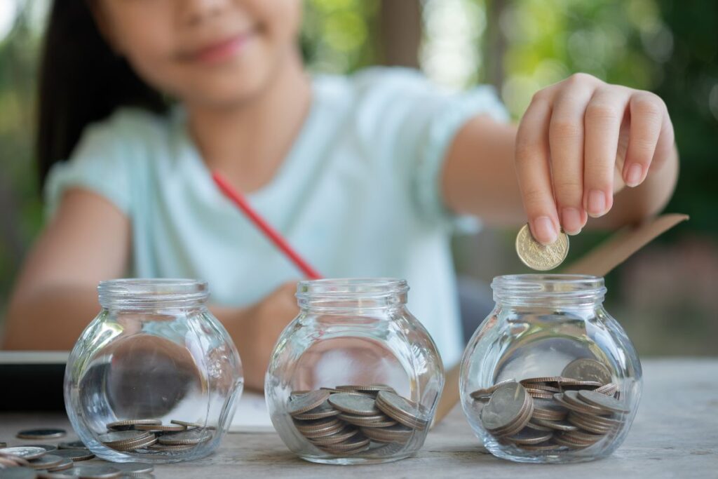 5 Easy Saving Tips for Students