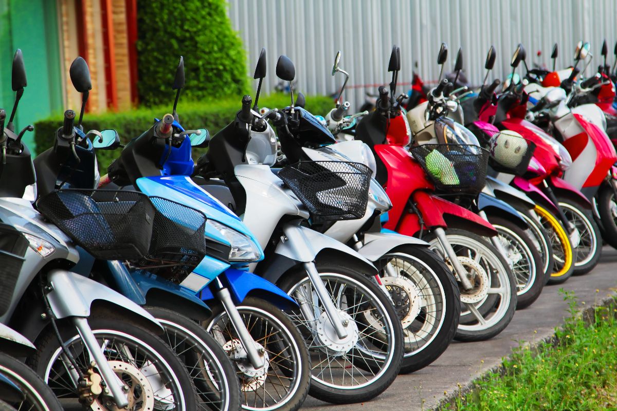 Pumili ng motorcycle unit na pasok sa bank loan qualifications